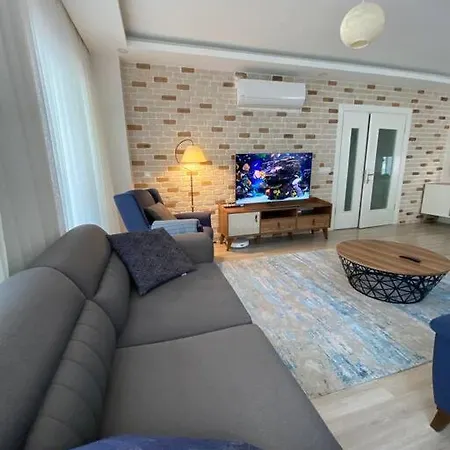 3+1. бассейн, горы. 3 минуты до моря Apartman