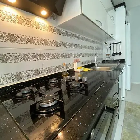 Apartment 3+1. бассейн, горы. 3 минуты до моря Antalya