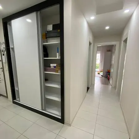Apartman 3+1. бассейн, горы. 3 минуты до моря