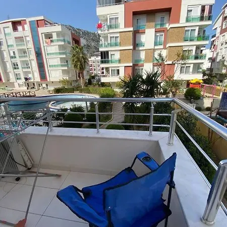 3+1. бассейн, горы. 3 минуты до моря Appartement