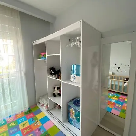 Appartement 3+1. бассейн, горы. 3 минуты до моря